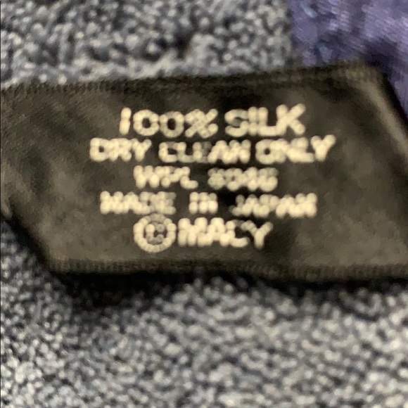 Scarf - Picture 6 of 6